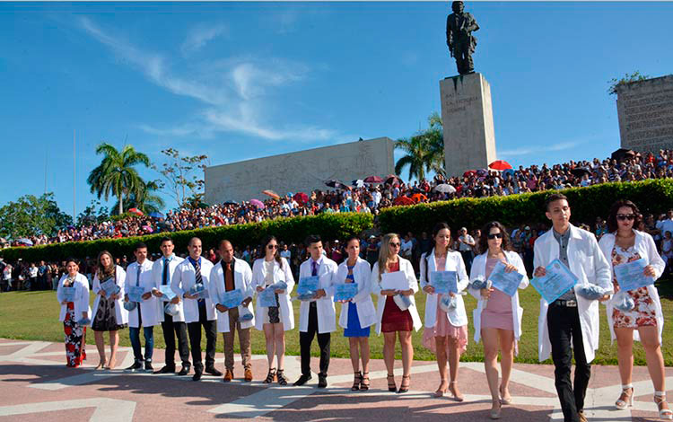   Graduation of the Medical University of Villa Clara 