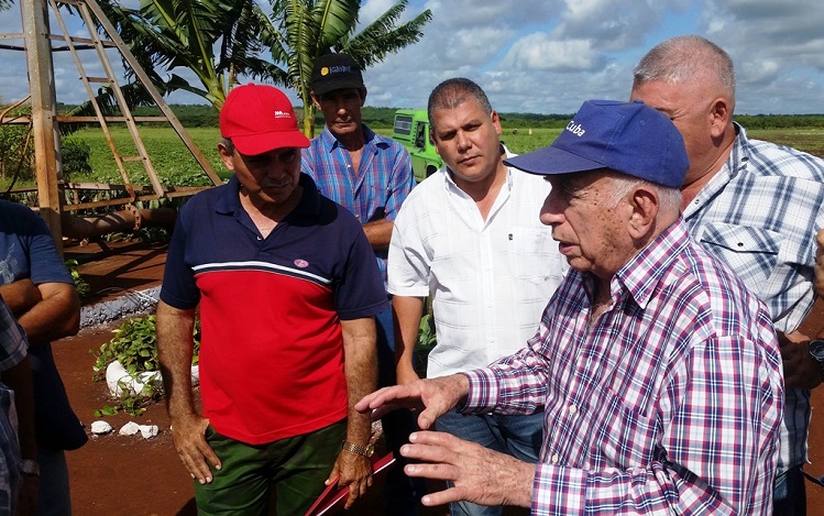 Visita de Machado Ventura a Villa Clara