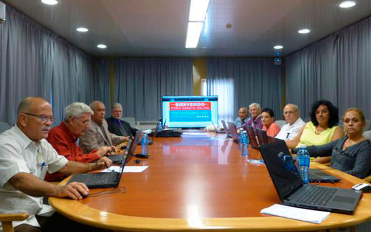 Foro online sobre supuestos ataques sónicos contra diplomáticos estadounidenses en La Habana.