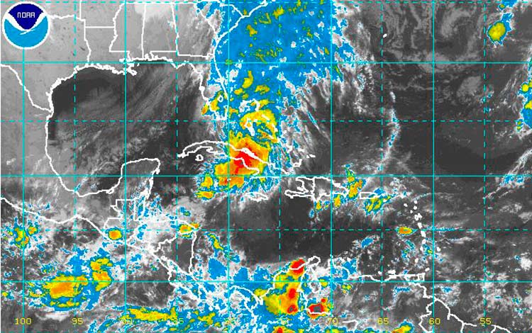 Imagen de la tormenta tropical Philippe, 00:00 horas, 29 de octubre de 2017.