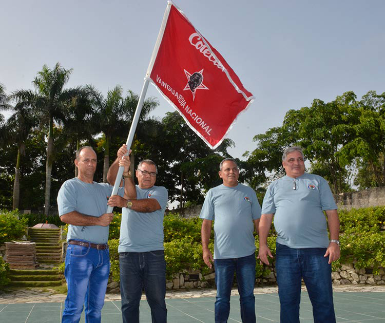 Condición de Vanguardia Nacional para Empresa de Materiales de la Construcción