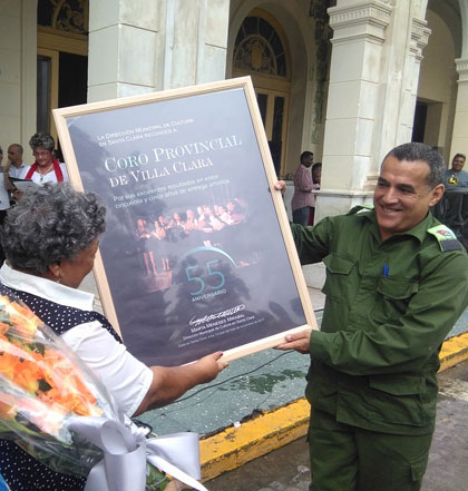 Homenaje al Coro Provincial.