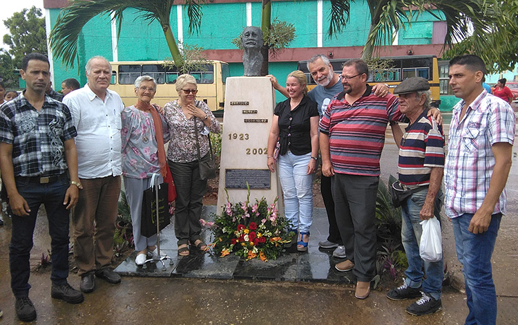 Homenaje a Enrique Núñez Rodríguez.