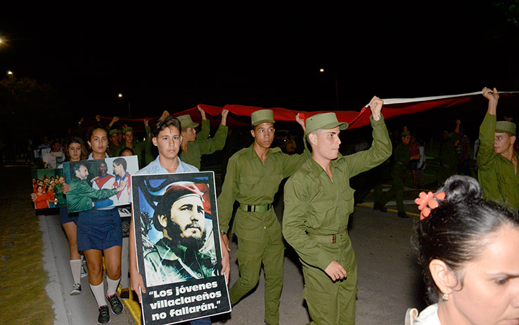 Velada en la Plaza de la Revolución Velada en la Plaza de la Revolución