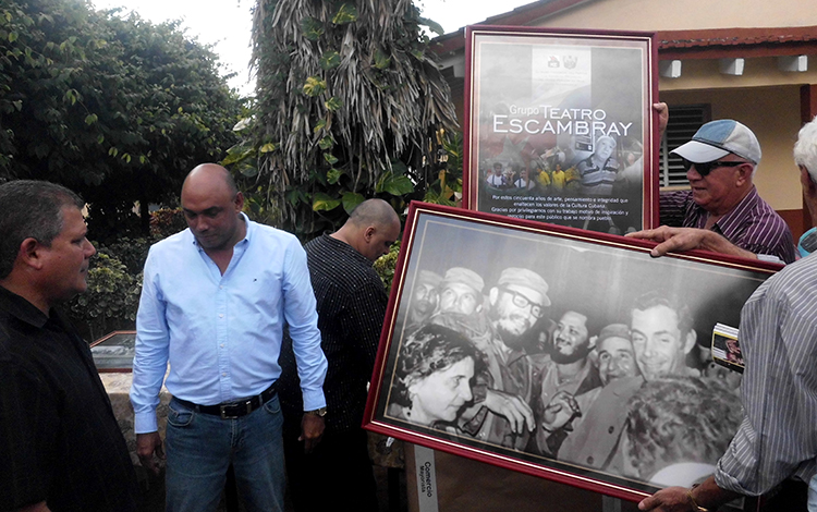 Reconocimiento al Grupo Teatro Escambray