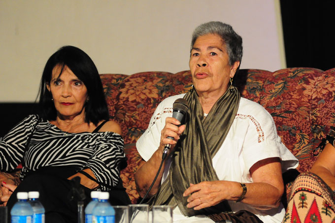 Actrices cubanas Eslinda Núñez y Adela Legrá.