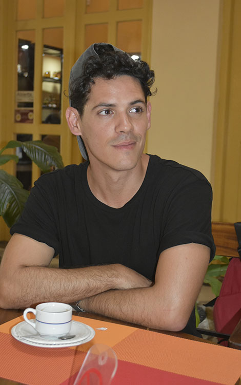 Carlos Busto, actor