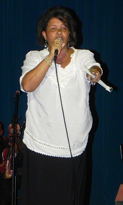 Cantante Patricia Casañas.