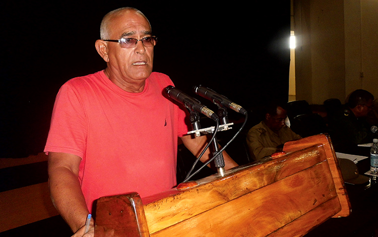 Ví­ctor Ramos Mayonada, funcionario del Comité Provincial del Partido de Villa Clara.