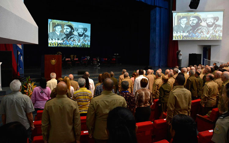 Acto por el aniversario 60 de las Milicias Nacionales Revolucionarias en Cuba.
