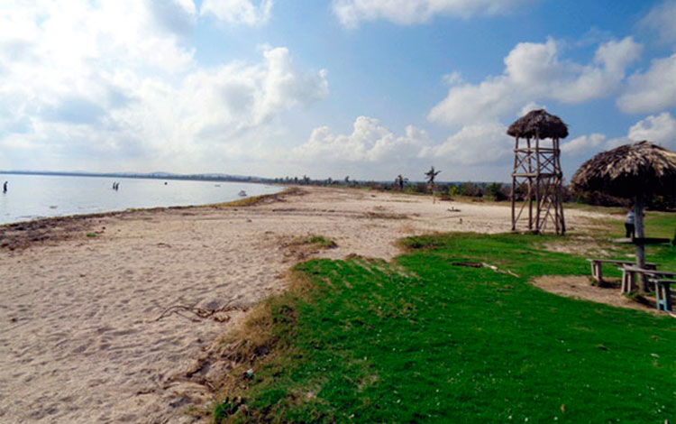 Playa El Salto, Corralillo, Villa Clara. Playa El Salto, Corralillo, Villa Clara.