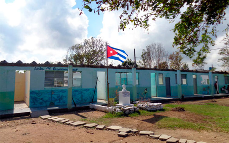 Escuela dañana por huracán Irma en La Panchita, Corralillo, Villa Clara.