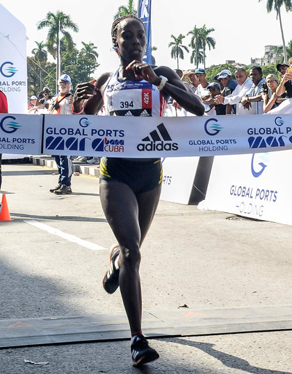 Yudileyvis Castillo Tumbarell, campeona del maratón de Marabana 2018.