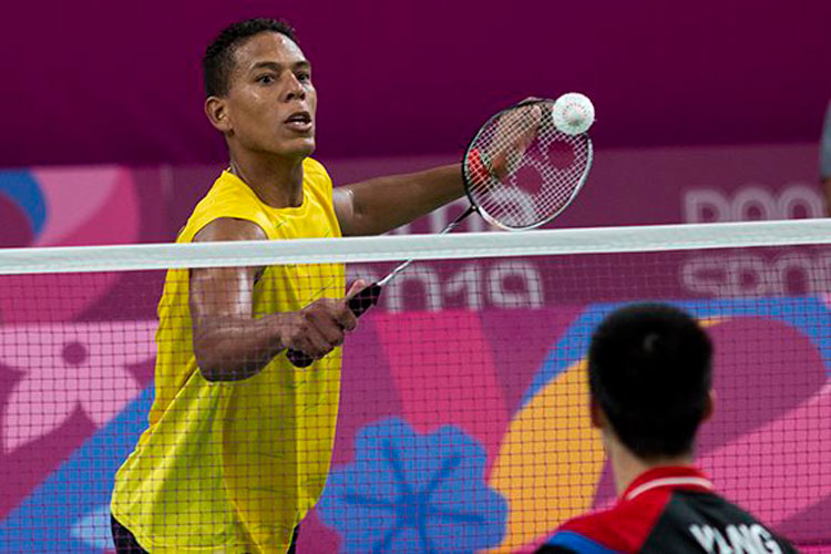 Osleni Guerrero y Bryan Yang en semifinales de bádminto de los Panamericanos de Lima 2019.