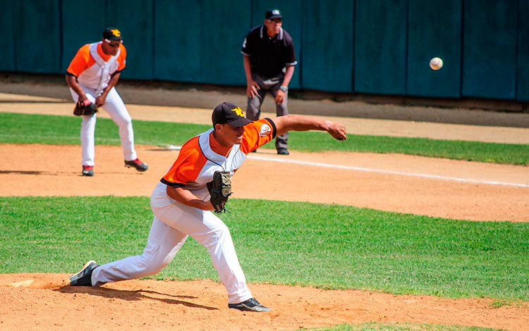 Marlon Romero, pitcher de Villa Clara.