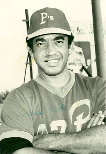 Andrés Ayón, pelotero cubano. Andrés Ayón, pelotero cubano exaltado al Salón de la Fama del Beisbol Profesional de México.