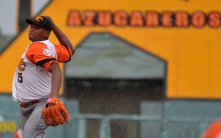 Freddy Asiel Álvarez, pitcher de Villa Clara.