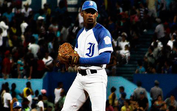 David Mena Justiz, autor de no hit no run de Industriales contra Villa Clara.