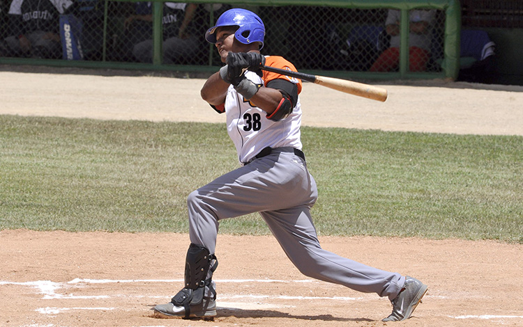 Raúl Reyes, pelotero del equipo de Villa Clara.