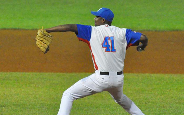 Alain Sánchez, pitcher, Villa Clara