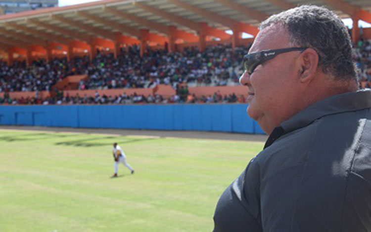 Manuel Valdés, administrador del estadio Augusto César Sandino, de Santa Clara.