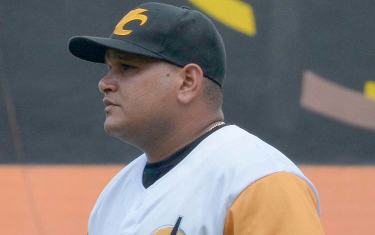 Carlos Benítez, pelotero de Granma que juega como refuerzo de Villa Clara, 58 SNB.