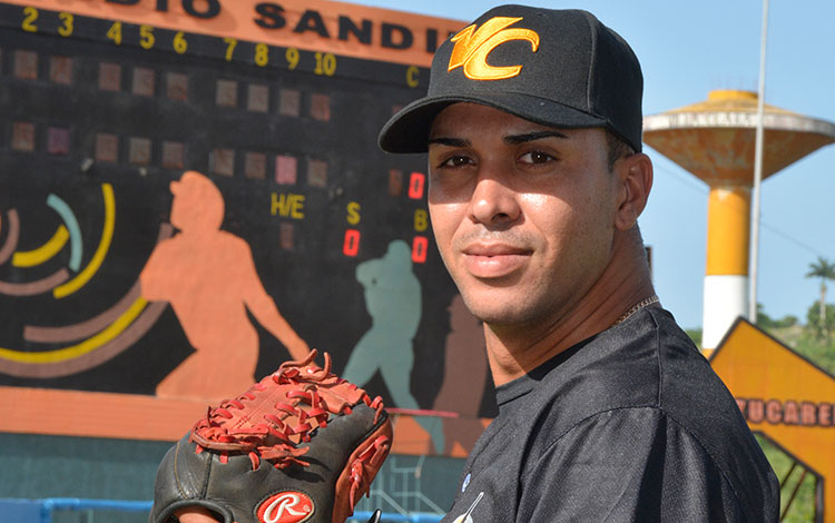 Ronny Valdés pitcher de Villa Clara.