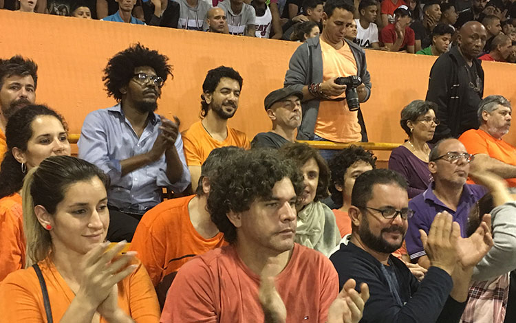 Trovadores en el estadio Sandino.