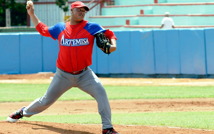 Miguel Lahera, pitcher de Artemisa.