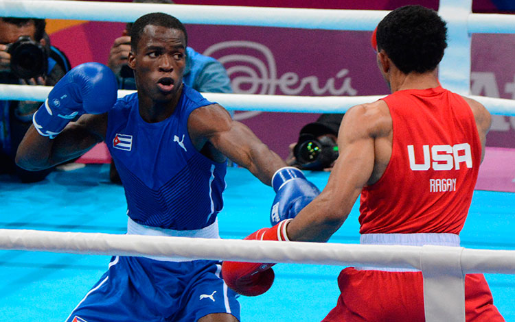 Osvel Caballero, oro en los 56 kg del boxeo de los Panamericanos de Lima 2019.