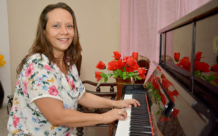 La pianista concertista Annia Castillo