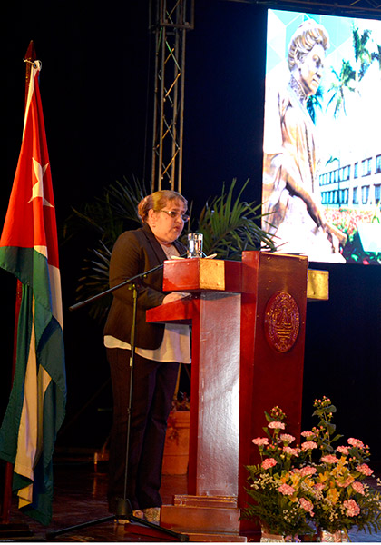 Dr. Osana Moleiro, rectora de la Universidad Central Dr. Osana Moleiro, rectora de la Universidad Central