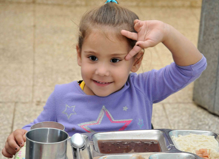 Niña Kely Hernández, en el círculo infantil Meñique, de Corralillo.