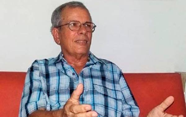  Dr. en Ciencias Juan Valentín Lorenzo Ginori, Profesor Emérito de la Universidad Central «Marta Abreu» de Las Villas.