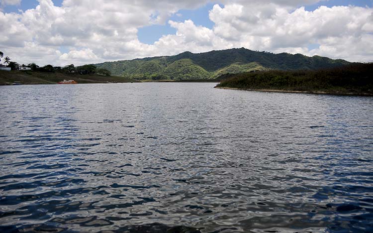 Embalse Hanabanilla, en Manicaragua, Villa Clara.