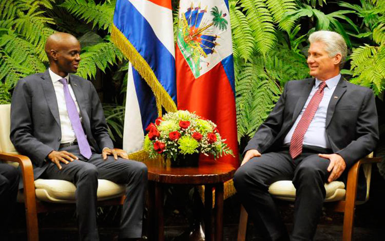 Miguel Díaz-Canel Bermúdez, presidente de Cuba, y Jovenel Moïse, presidente de Haití.