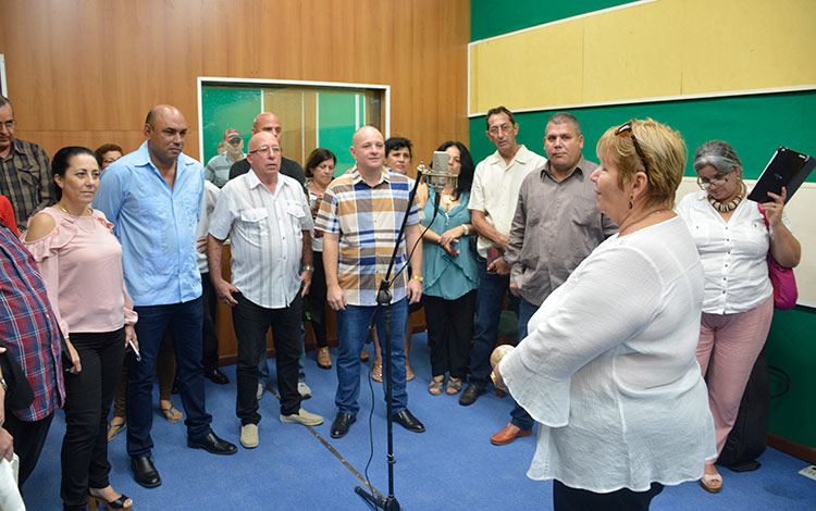 Estudio de grabaciones número 8 de la emisora provincial CMHW, de Villa Clara.