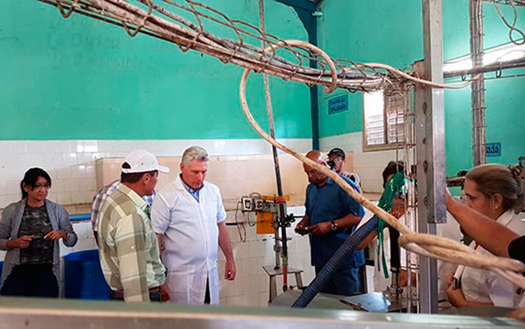 Dí­az Canel de visita en Sancti Spí­ritus