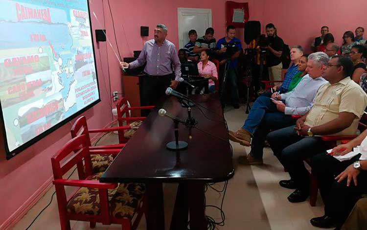 Visita gubernamental a Guantánamo