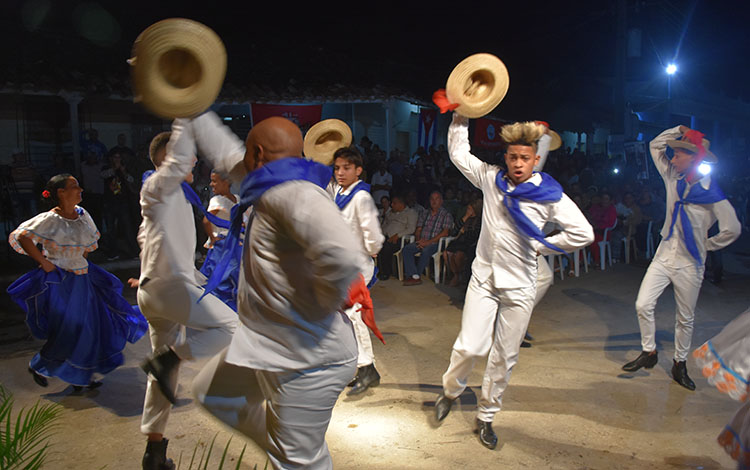 Conjunto danzario Conjunto danzario