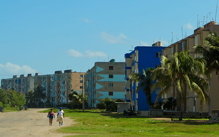 Reparto Alamar, La Habana.