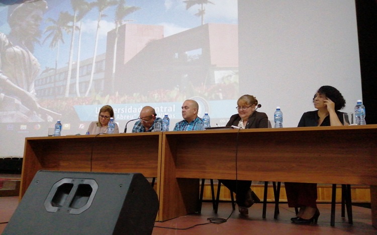 Roberto Morales Ojeda en la UCLV