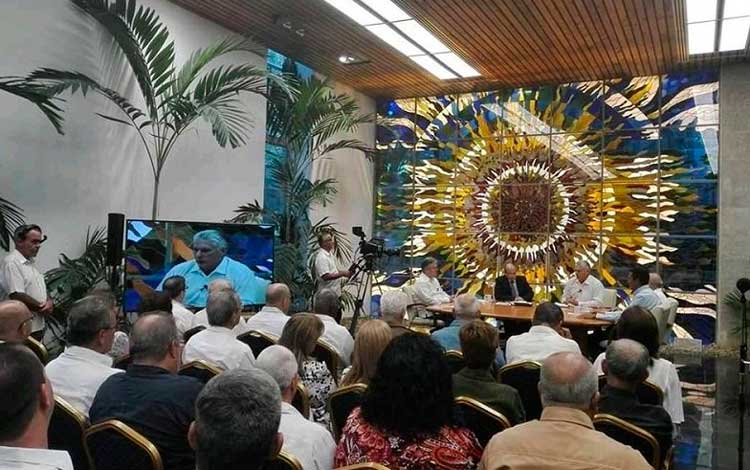 Comparecencia del Presidente cubano sobre nuevas medidas energéticas