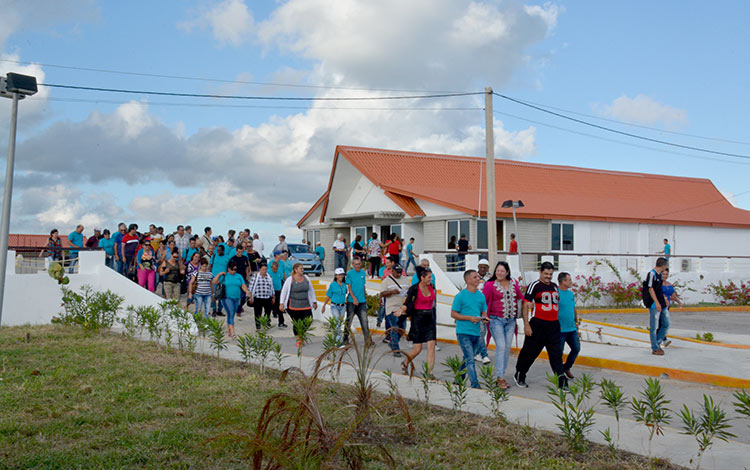 Delegados del Poder Popular de Santa Clara y Placetas recorren centro naútico La Marina, de Isabela de Sagua.