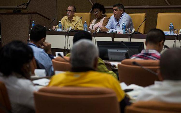 Comisión permanente del Parlamento cubano.