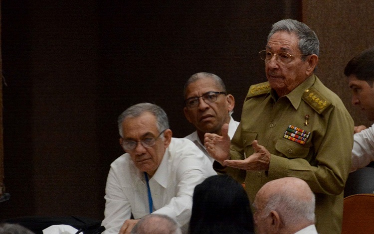 Asamblea Nacional en sesión extraordinaria