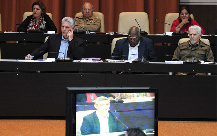 Miguel Díaz-Canel, presidente de Cuba, en Asamblea Nacional del Poder Popular.