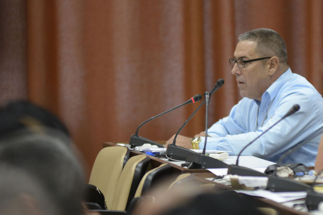 Debate en comisiones Asamblea Nacional del Poder Popular