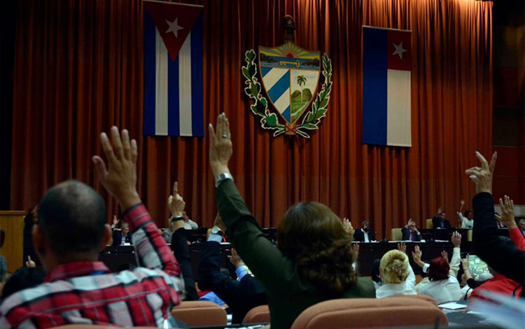 Diputados aprueban la reorganización de las comisiones permanentes de trabajo de la Asamblea Nacional del Poder Popular.