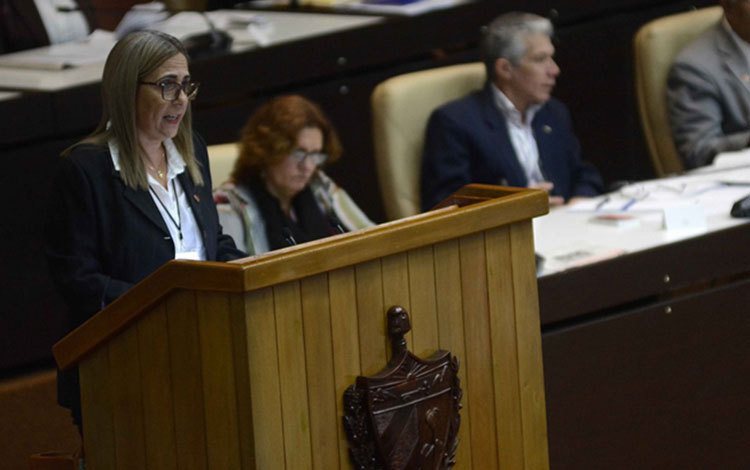 Meisi Bolaños, ministra de Finanzas y Precios de Cuba.